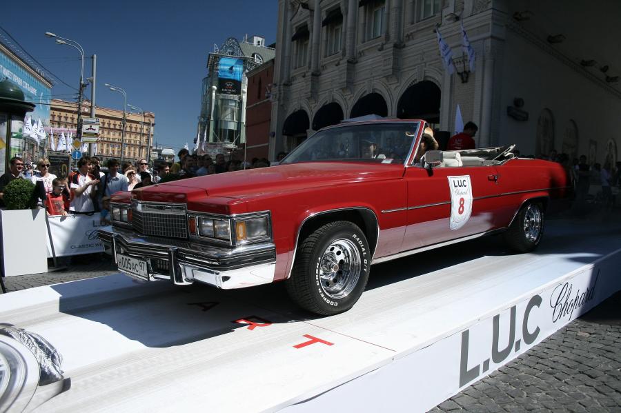  Cadillac DeVille Coupe 1977 года  (фото 3 из 7)